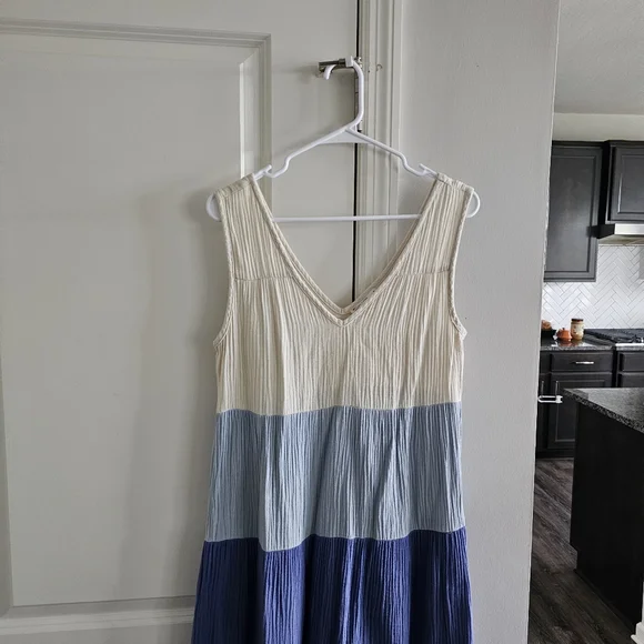 Marine Layer Corrine Maxi Dress - Picture 4 of 7